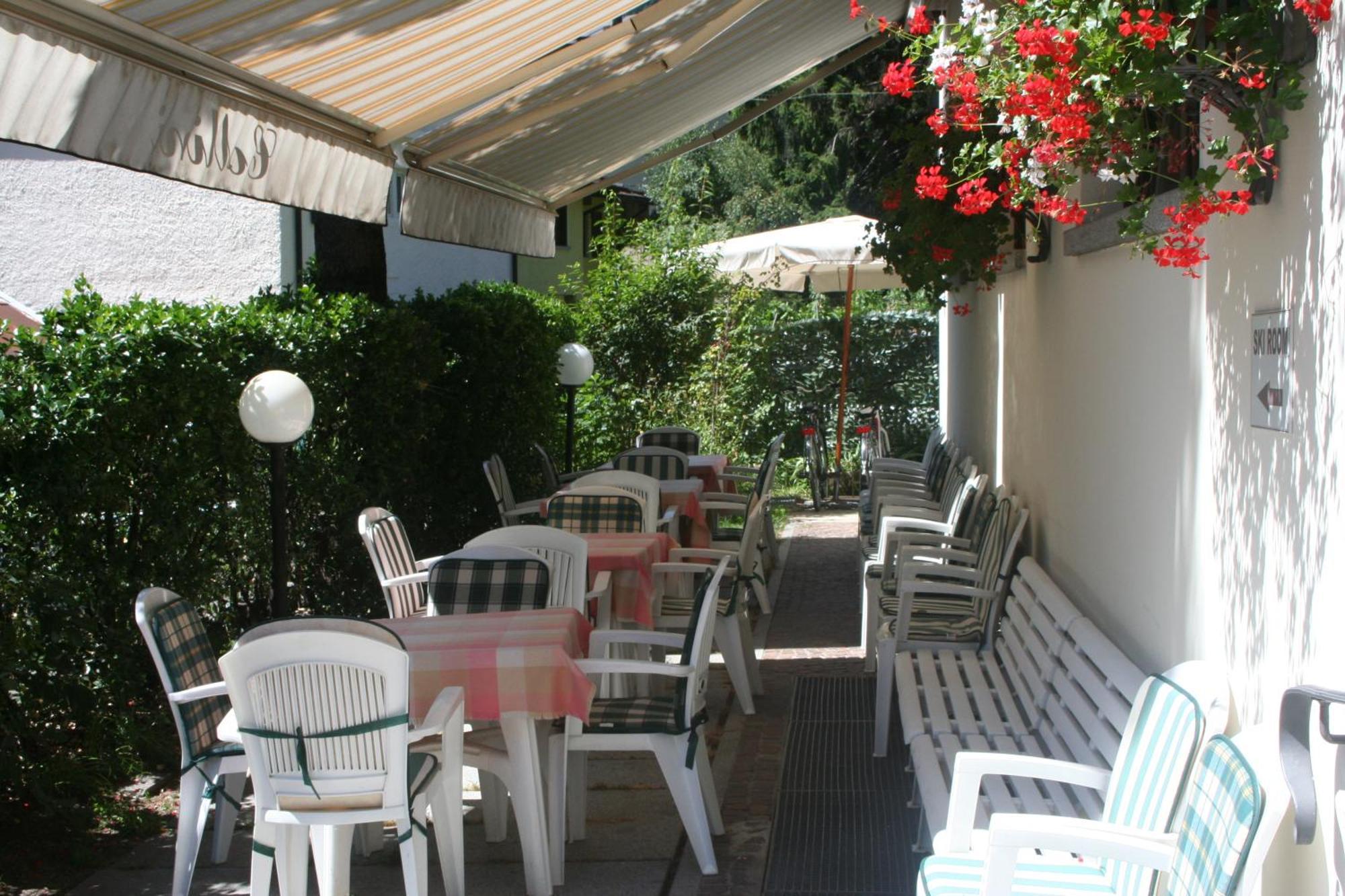 Hotel Collini Pinzolo Extérieur photo