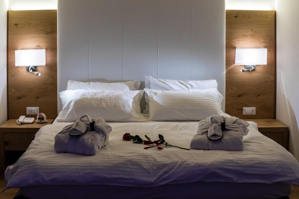 Hotel Collini Pinzolo Extérieur photo