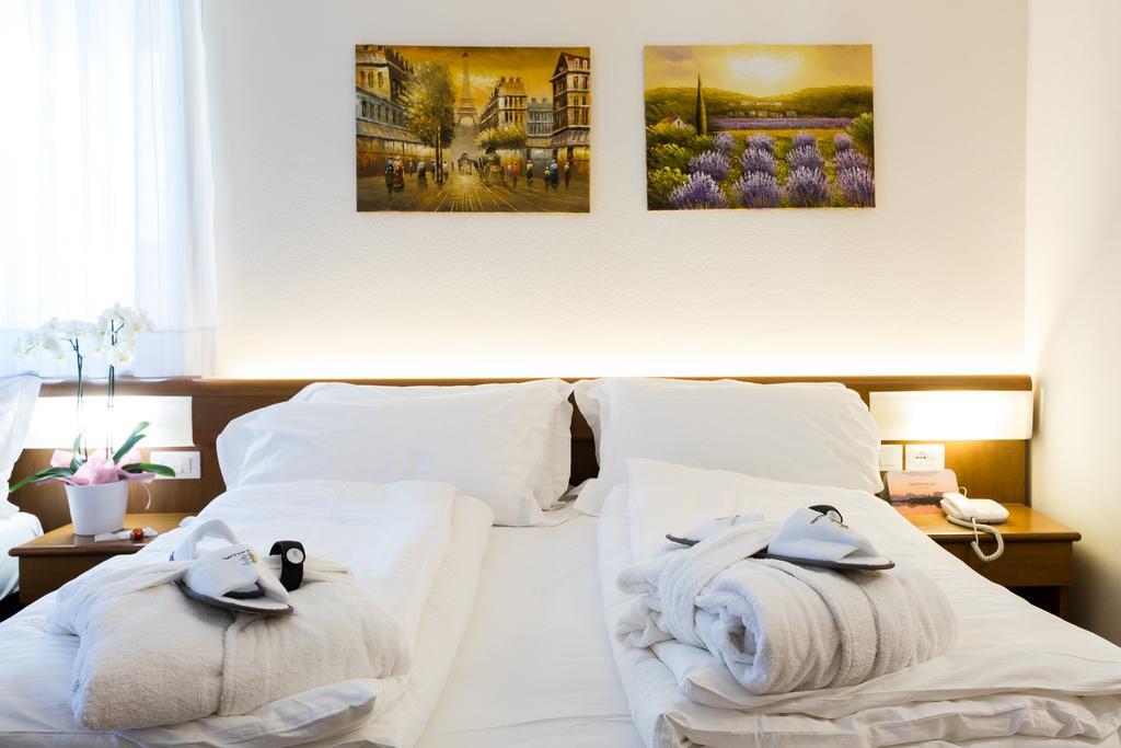 Hotel Collini Pinzolo Extérieur photo