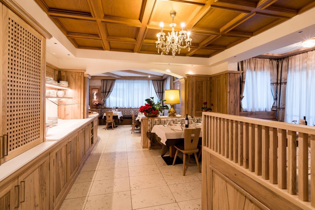 Hotel Collini Pinzolo Extérieur photo