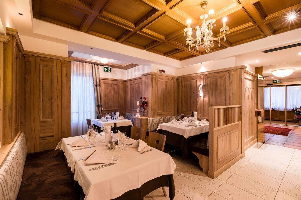 Hotel Collini Pinzolo Extérieur photo